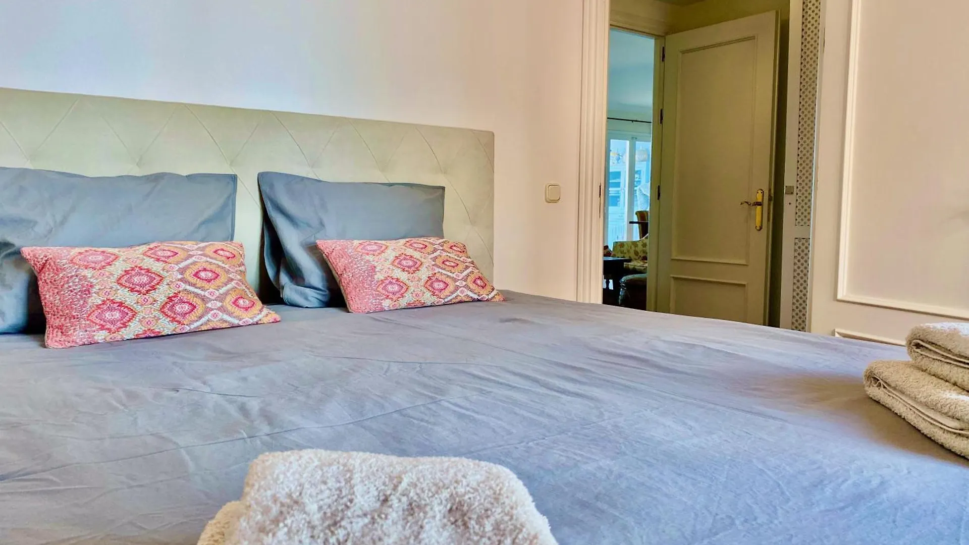 La Perla De La Bahia - Great Beachfront Apartment - Ideal For Families Bahia de Casares